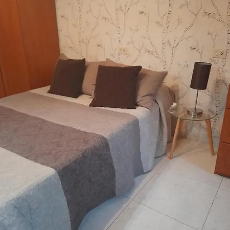 APARTAMENTO ENTERO PARA 6 PERSONAS céntrico y cerca de la playa Bueu Extérieur photo